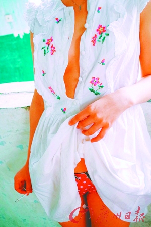 有一个<em>姑娘</em>:对<em>拍摄身体</em>感兴趣|<em>姑娘</em>|女性_凤凰