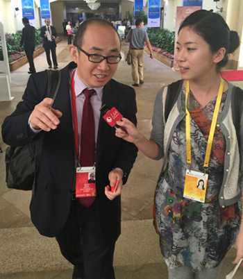 SOHO中国董事长潘石屹接受人民网专访（摄影 孙博洋）