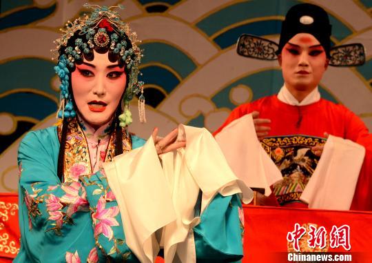 孙劲梅领衔主演 传统京剧《陈三两爬堂》受好评|京剧院|戏剧_凤凰财经