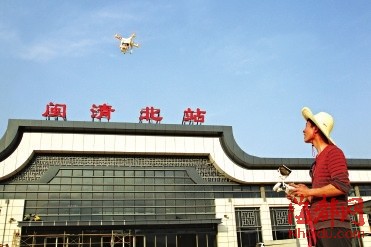 海都记者用飞行器航拍合福高铁新站房