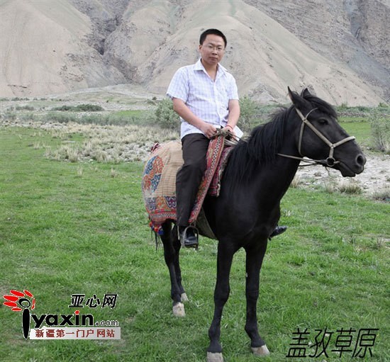 马背上的张云超意气风发。照片由本人提供