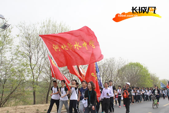 衡水中学第十八届远足活动现场。胡竞文 摄