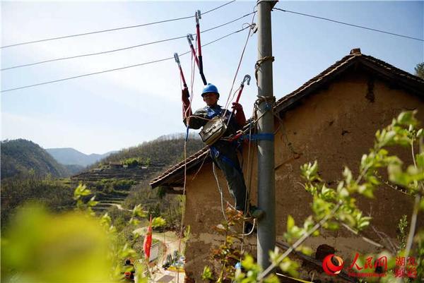 湖北保康:电郎中保电助春耕(图)|春耕|农业生产