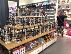 买太阳镜 颜色宜选中等深度|紫外线|阴天