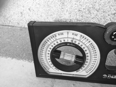 地下车库坡度大,半坡熄火太惊魂|error3