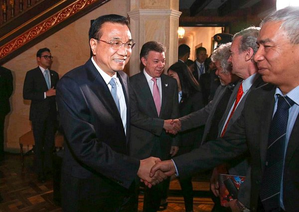 李克强总理和桑托斯总统出席“中国—拉丁美洲人文研讨会”。据中国政府网
