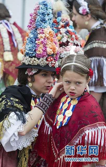 传统代代相传 新华社发 （米绍·利沙宁摄）