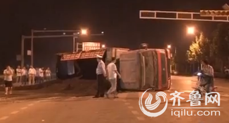 10月26日经济半小时_经济半小时 武汉房价创10年来最大跌幅 图(2)