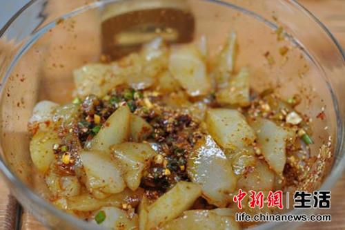 《回家吃饭》: 多面李琦教你凉皮秒变凉粉|老师