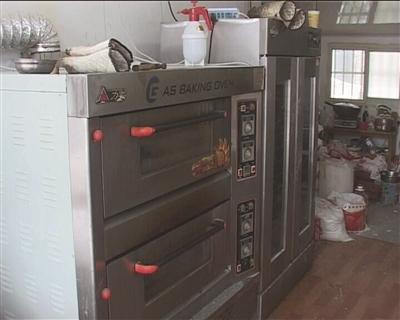 面包房温度太高 <em>女糕点师</em>中暑晕倒|医生|中暑_