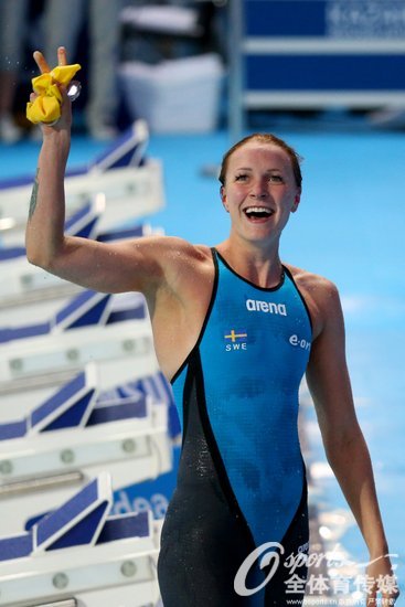 世锦赛 瑞典名将破100米蝶世界纪录夺冠 陆滢