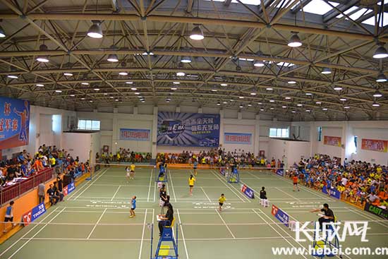 2015年河北省青少年羽毛球冠军赛在古冶举行