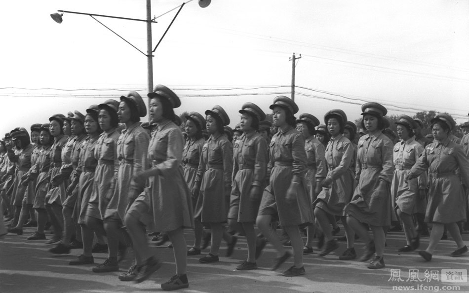 1949-2009年,14次阅兵的珍贵画面 - 陆泉润 - 心随影动 1949-2009年,14次阅兵的珍贵画面 - 人在上海 - 中国新闻画报