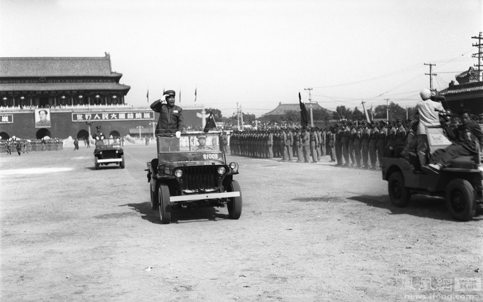 1949-2009年,14次阅兵的珍贵画面 - 陆泉润 - 心随影动 1949-2009年,14次阅兵的珍贵画面 - 人在上海 - 中国新闻画报