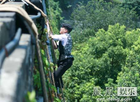 《极限挑战》谍战来袭 孙红雷再度穿越潜伏南