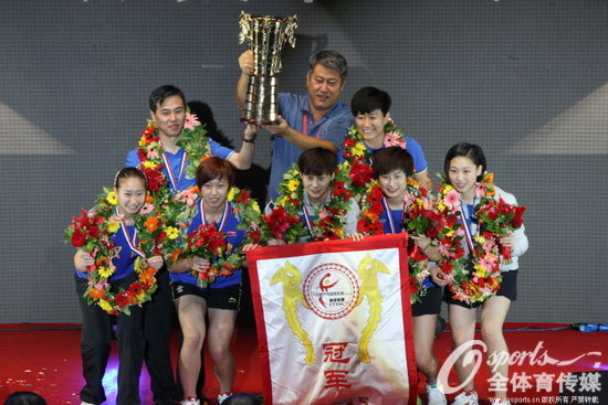 组图:2015年乒超联赛女团决赛 北京首钢3 1胜