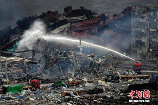 天津港航道恢复双向通航 津滨轻轨东海路站拆