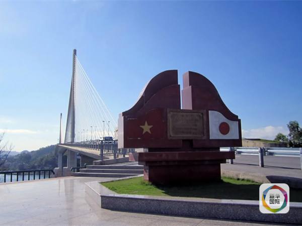 　　【安倍两大企图】