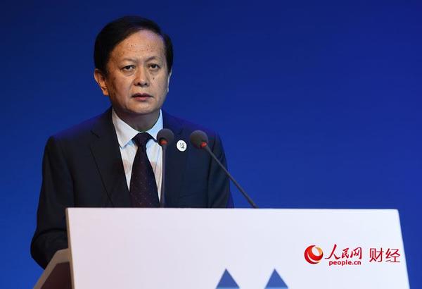 人民日报社总编辑李宝善发言 (人民网 于凯摄)