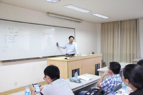海财大商学院为MBA学生开设教练技术课程|选
