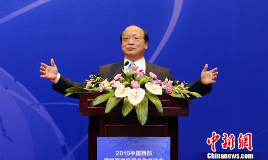 2019海峡两岸经济合作_图:二○一九海峡两岸经贸论坛聚焦两岸智能产业合作 大公报记者 -商...(3)