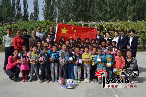 南疆农村孩子收到贵州阿姨的礼物|小学生|小学