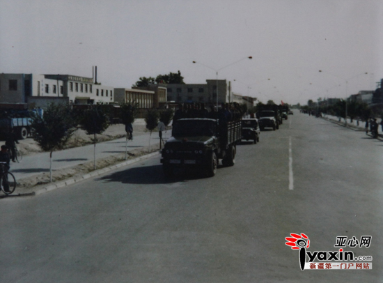 1998年，改造后的县人民路，已经具有了现在人民路的雏形