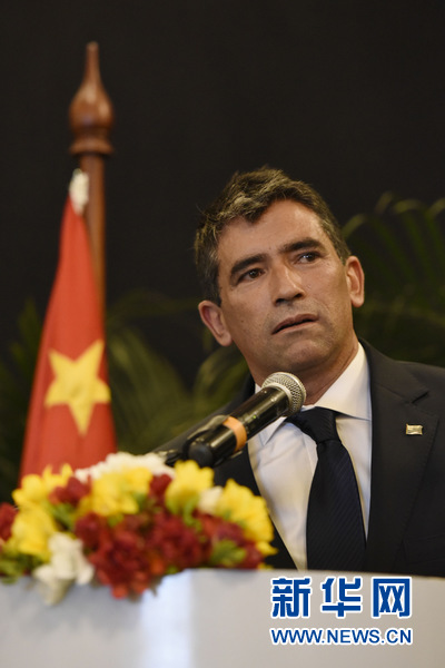 乌拉圭副总统兼国会主席、参议长劳尔·森迪克致辞。