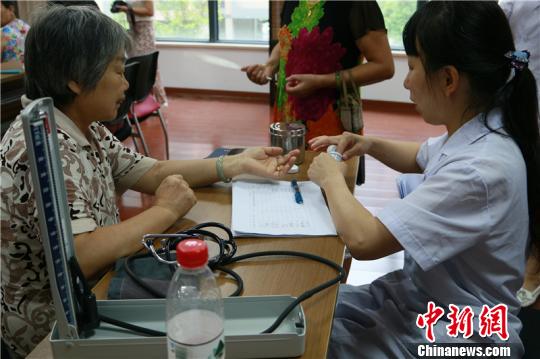 宁波撬动分级诊疗坚冰 打造基层医生明星品牌