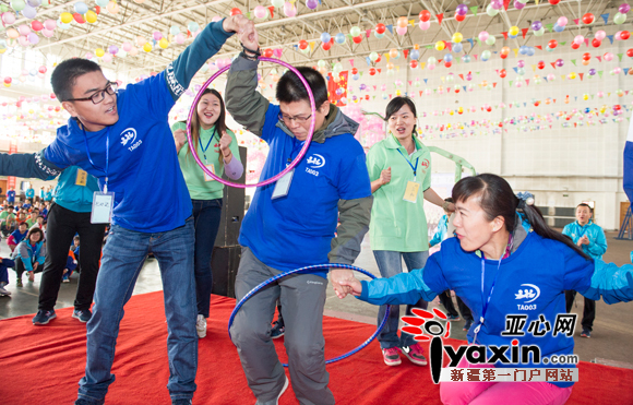 新疆农业大学附属中学公益活动让师生家长敞开