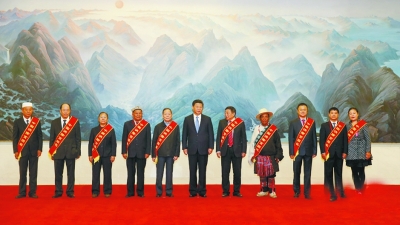 姚尚龙获中国消除贫困奖|医生|患者