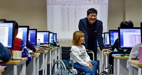 大话河北:京津冀残疾青年创业园开园 CPI同比