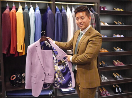 美华裔律师变身订制服装创始人 吸引美职业球
