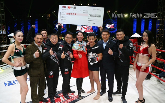 决常德上演精彩对决 杨建平 极速KO获奖百万 |拳