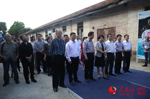 “海丝艺术漫步泉州”作品展览开幕式现场。  吴正元 供图