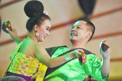 ? 泰国《椰子壳舞》