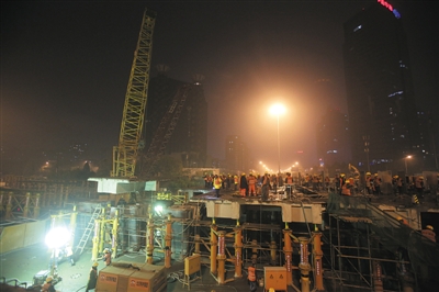  三元桥大修 遇阻 恢复通行时间待定|钢箱梁|吊车