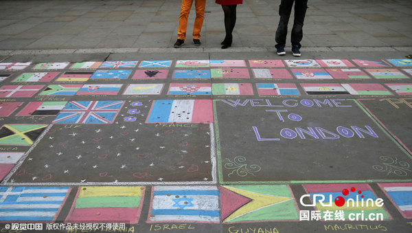 世界各国民众悼念巴黎恐袭案遇难者(高清组图