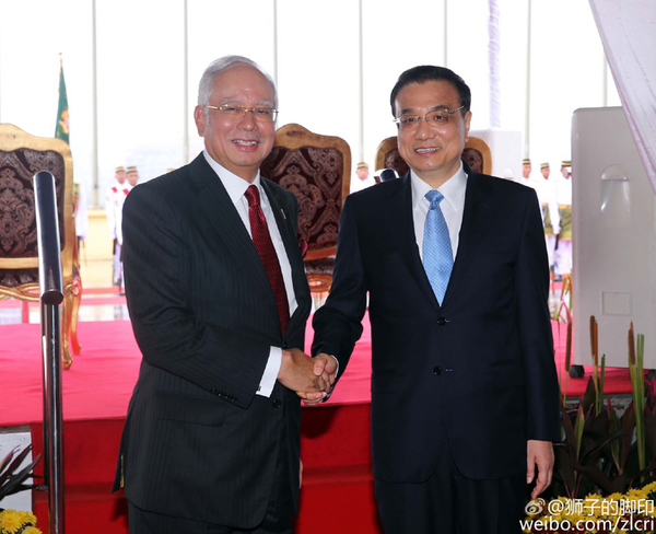 李克强:积极探讨开展马来西亚 新加坡高铁建设