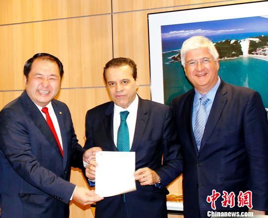 巴西国会议员威廉巫请求将中国列入奥运免签国