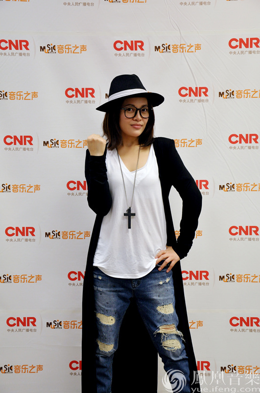 众星助力 MusicRadio我要上学 爱心助学完美