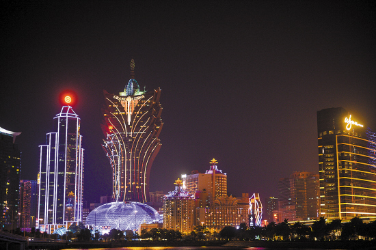 葡京夜景 羊城晚报记者 周巍 摄(资料图片)