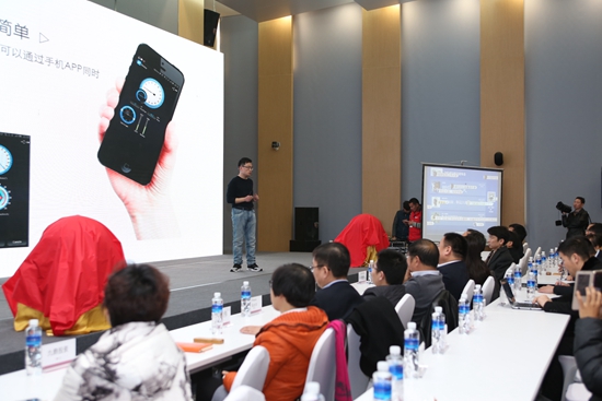 飞轮威尔小i云车全球首发现场
