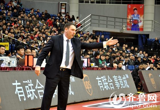 史上最激烈齐鲁德比 赛后山东男篮老总表扬最精彩比赛