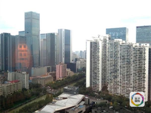 　　（图片来源：《人民军队》）