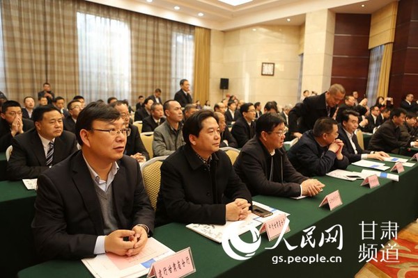 签约仪式现场。牟健  摄