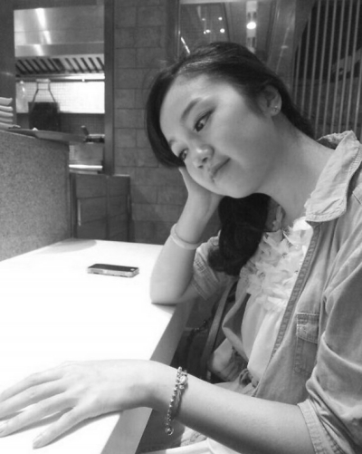 1月新人,沈璐容,1990年生于漳州诏安。漳州市作家协会会员。曾在《福建文学》等刊物发表诗歌及散文。新作之四——