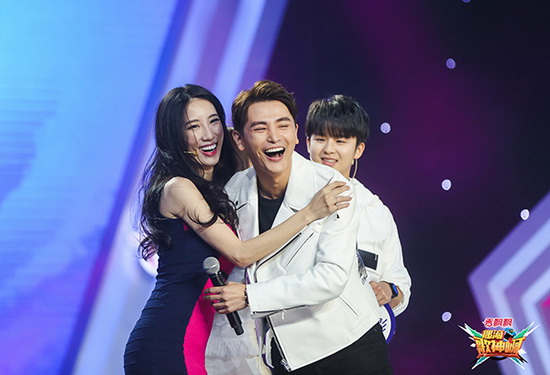 谢娜外语天赋惊人 《偶滴歌神啊》成智力PK台