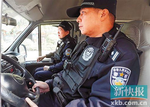 ■巡逻在喜庆的大街上,心情倍儿爽。