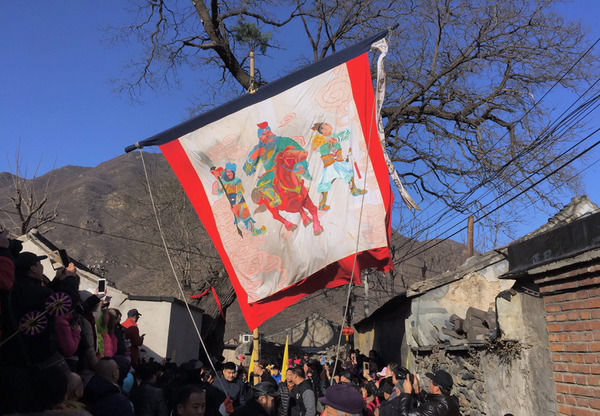 京西古幡盛会现场。(摄影:中国日报记者刘慧)